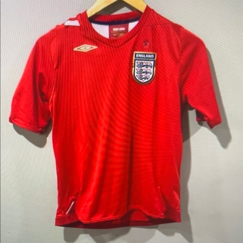 Umbro Red England Short Sleeve Men's Tee
